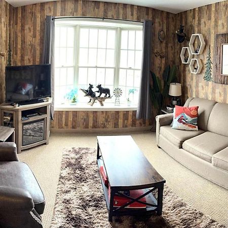 Gorgeous 1St Fl Mtn View Jiminy Suite Sleeps 4 Ski On Off Hancock Luaran gambar