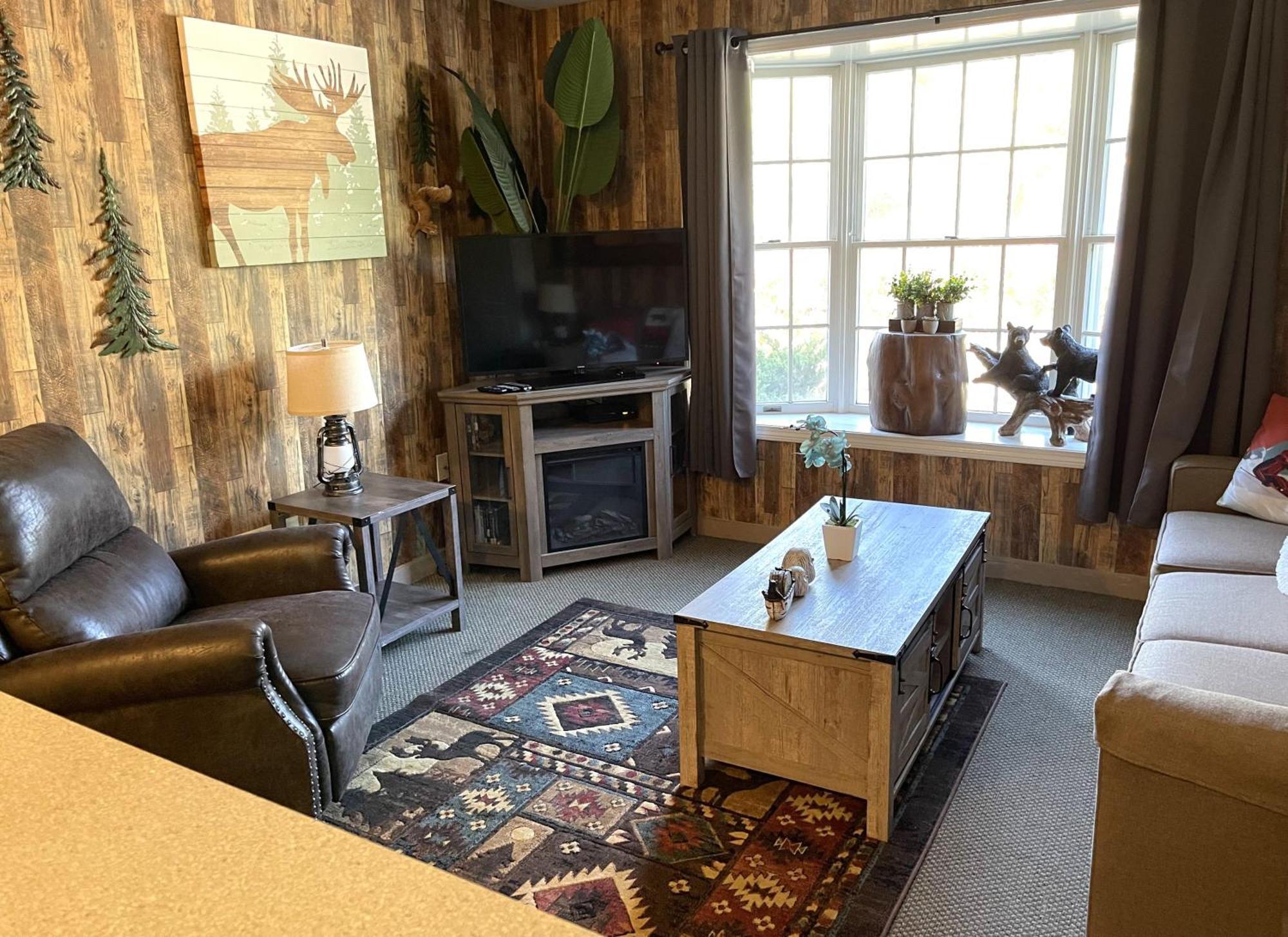 Gorgeous 1St Fl Mtn View Jiminy Suite Sleeps 4 Ski On Off Hancock Luaran gambar